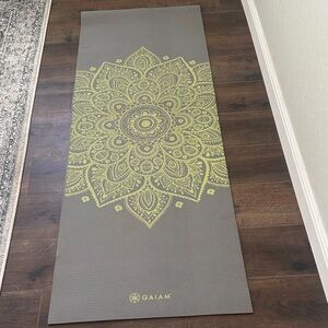 GAIAM Gray and Lime Mandala Yoga Mat